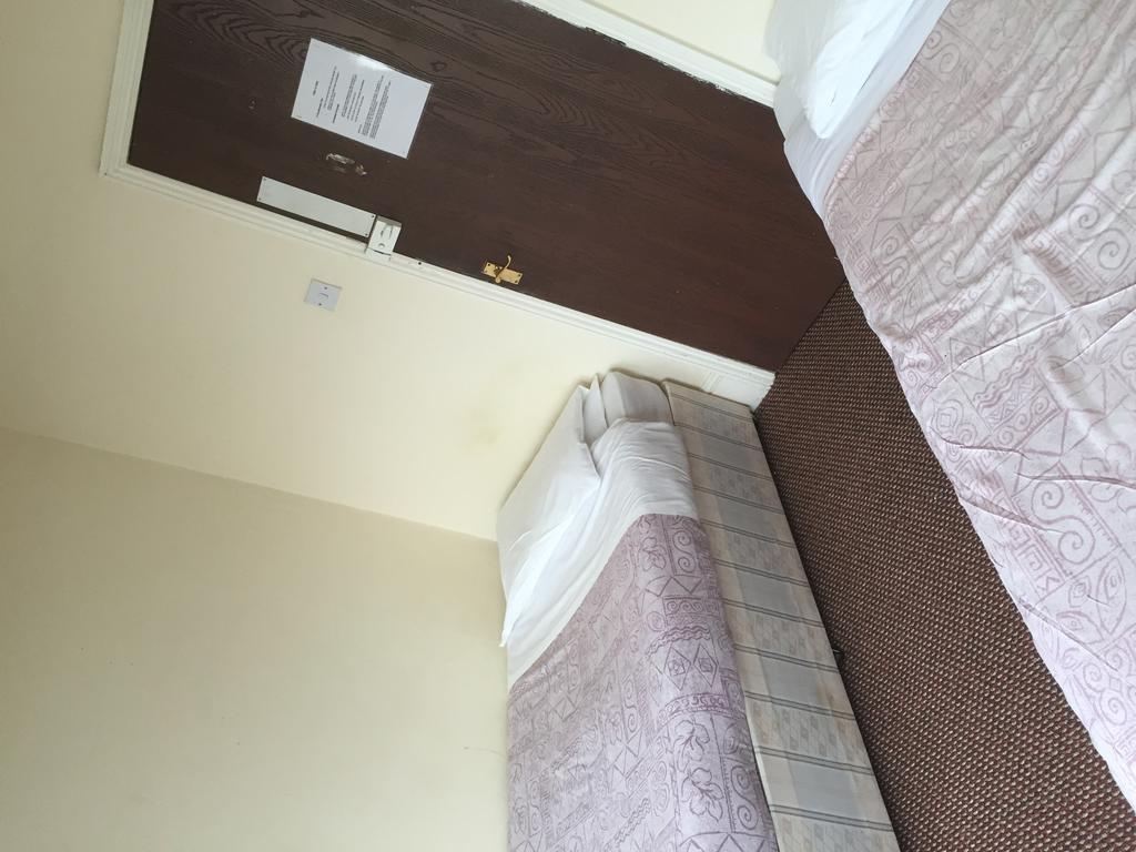 لندن The White Horse B&B المظهر الخارجي الصورة